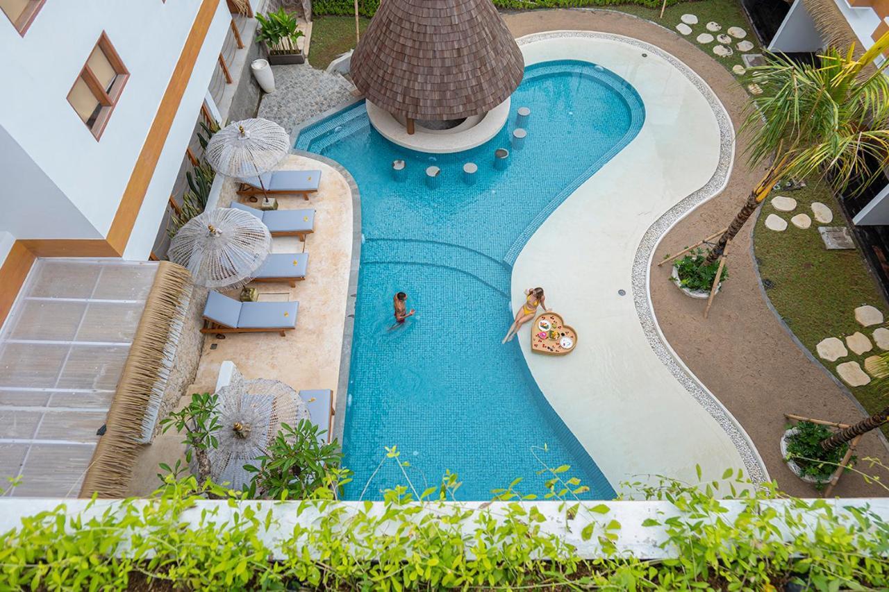 Roomates Surf Camp Canggu By Ini Vie Hospitality Exterior foto