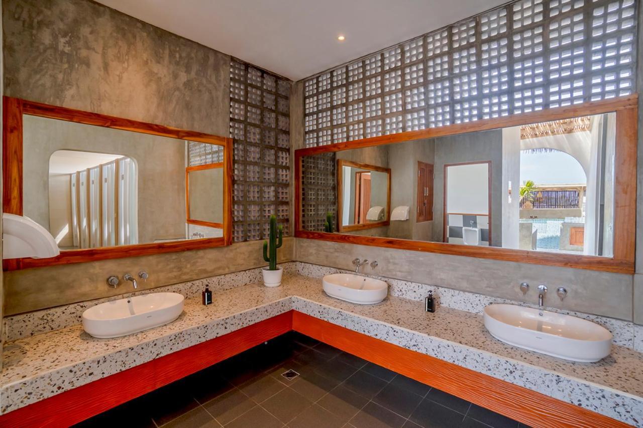 Roomates Surf Camp Canggu By Ini Vie Hospitality Exterior foto